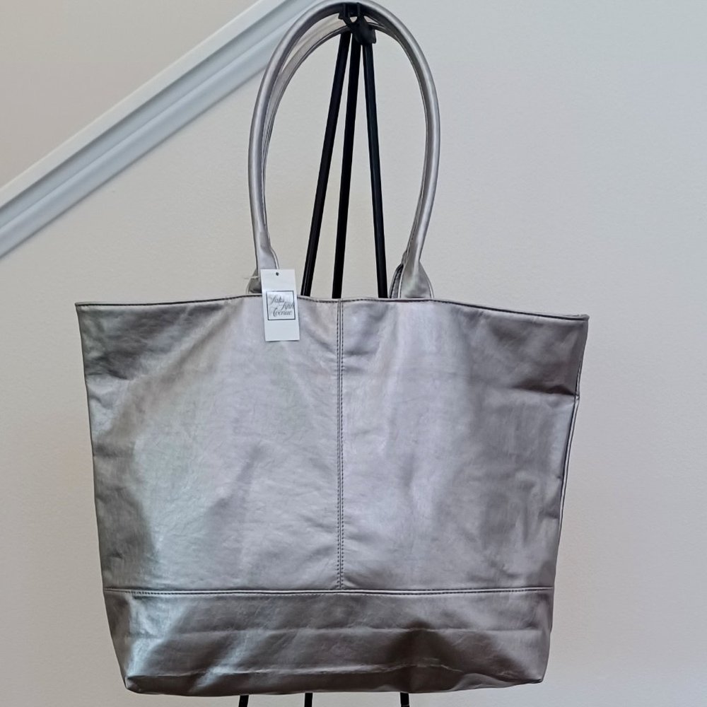 New Saks Fifth Ave Leather Shopping Tote